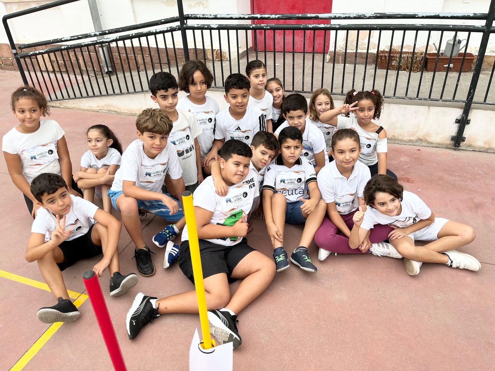 FOTOGALERÍA | Así vivieron “La Vuelta al Cole contra la leucemia infantil” en el CEIP Maestro José Acosta