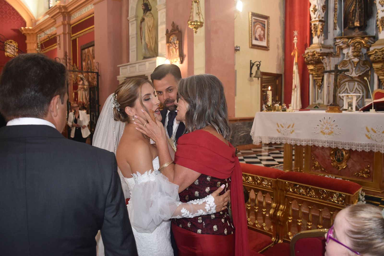 Dani y Noelia, un "sí, quiero" para toda la vida en la Iglesia de los Remedios