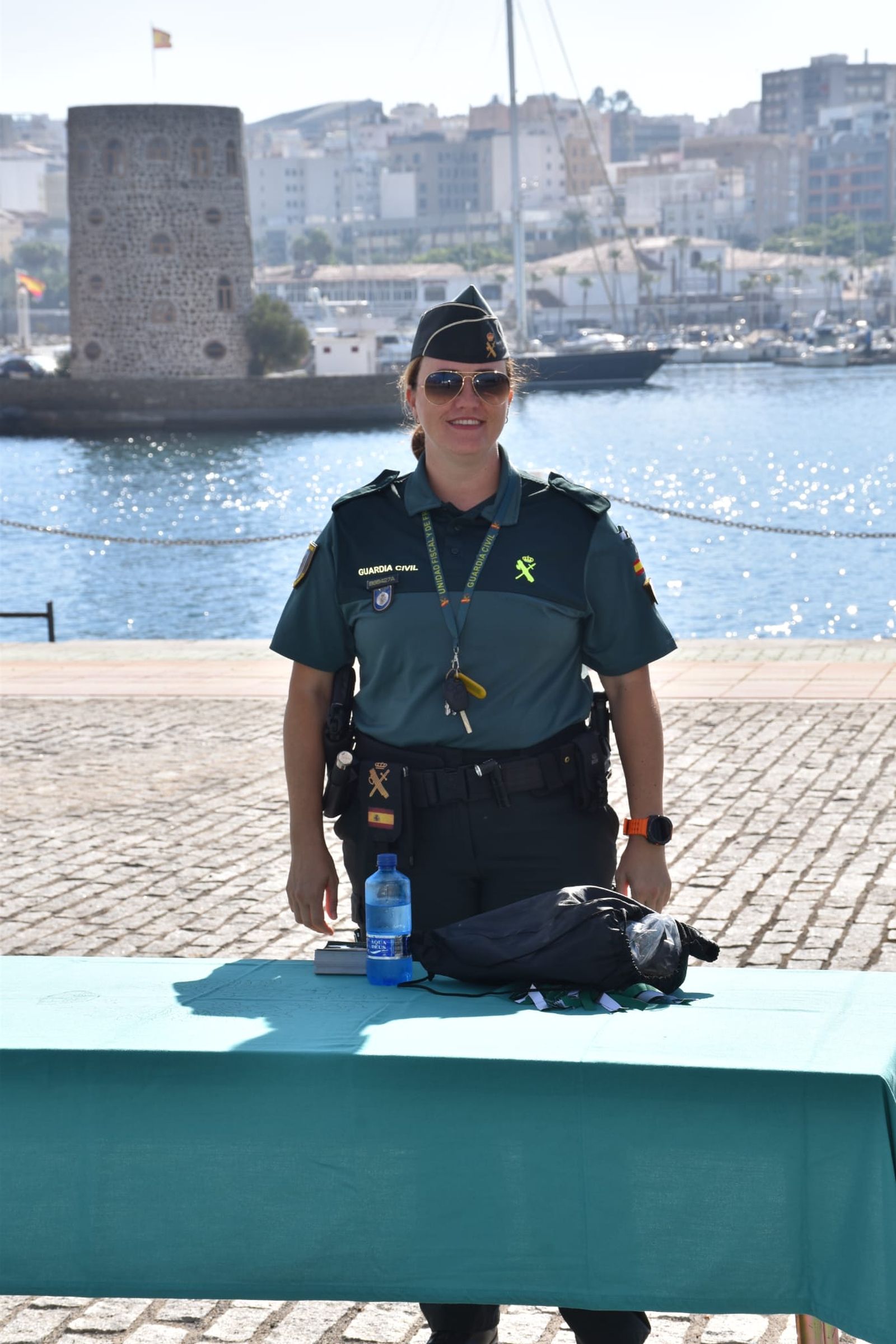 La Guardia Civil muestra sus medios a los escolares