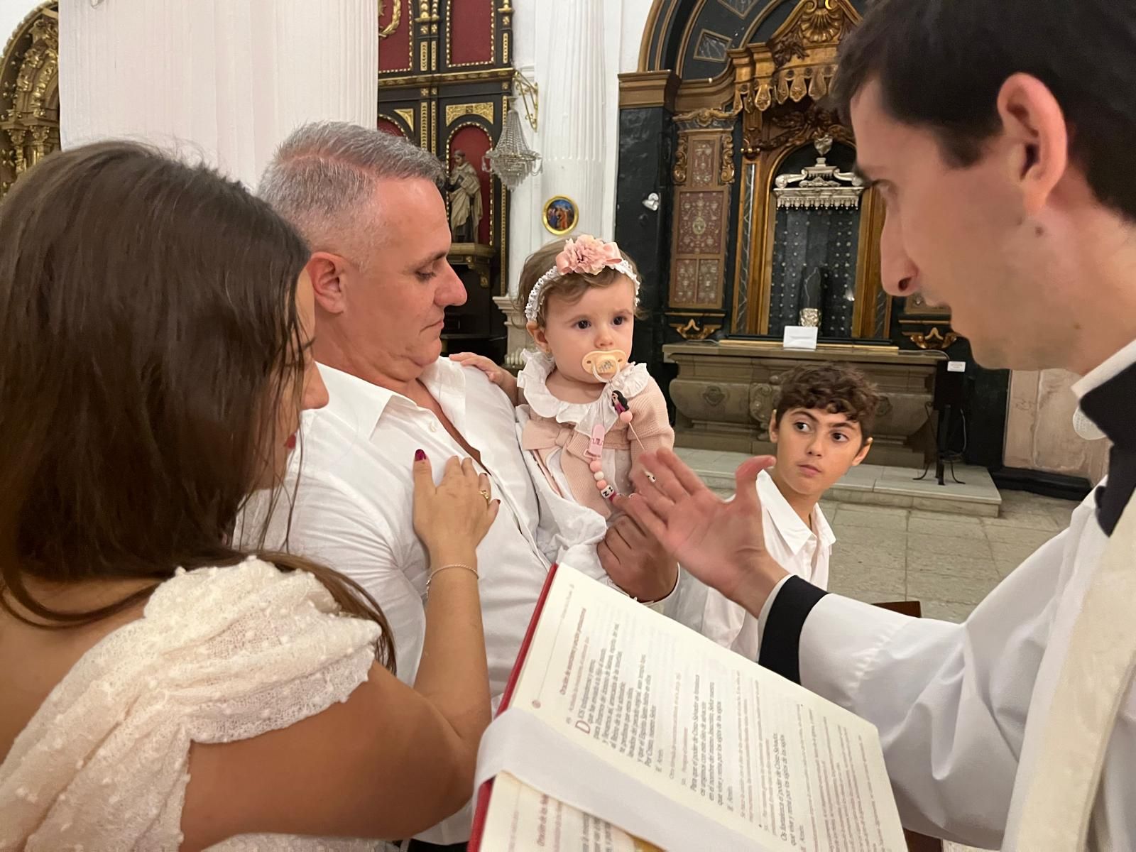 Bautismo de Aron y Nerea en el Santuario