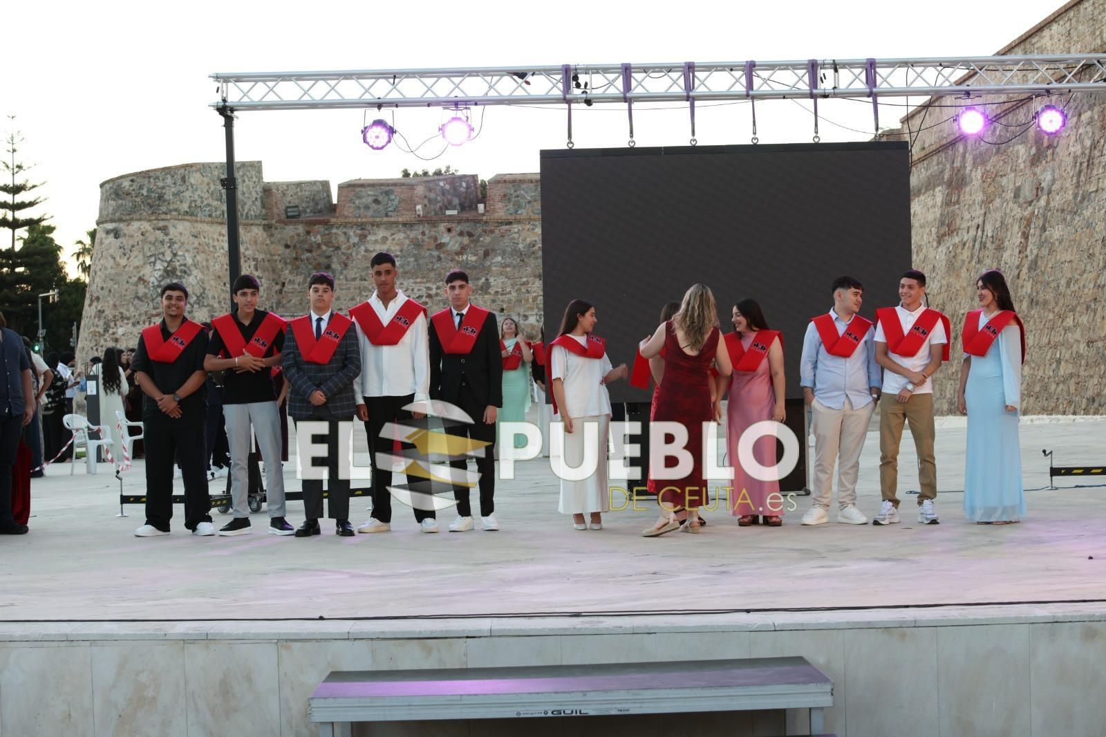 FOTOGALERÍA | Graduaciones IES Almina