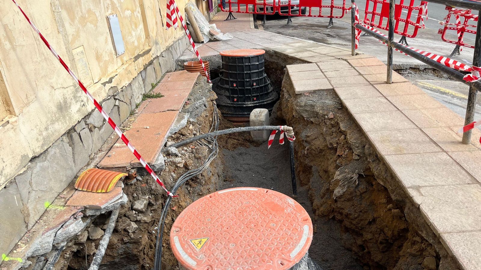 Obras de rehabilitación de las viviendas de la barriada del Príncipe Felipe.