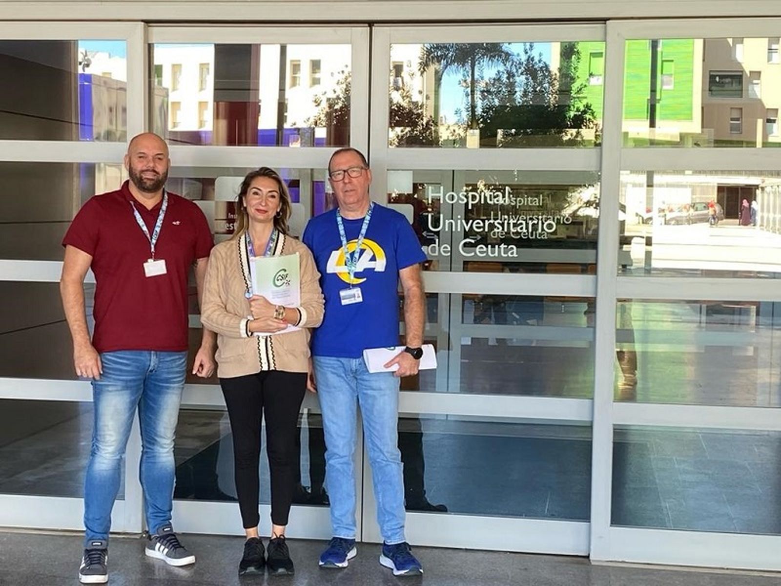 Los delegados sindicales de CSIF en Sanidad, a la izquierda, Javier Montero. / FOTO EL PUEBLO