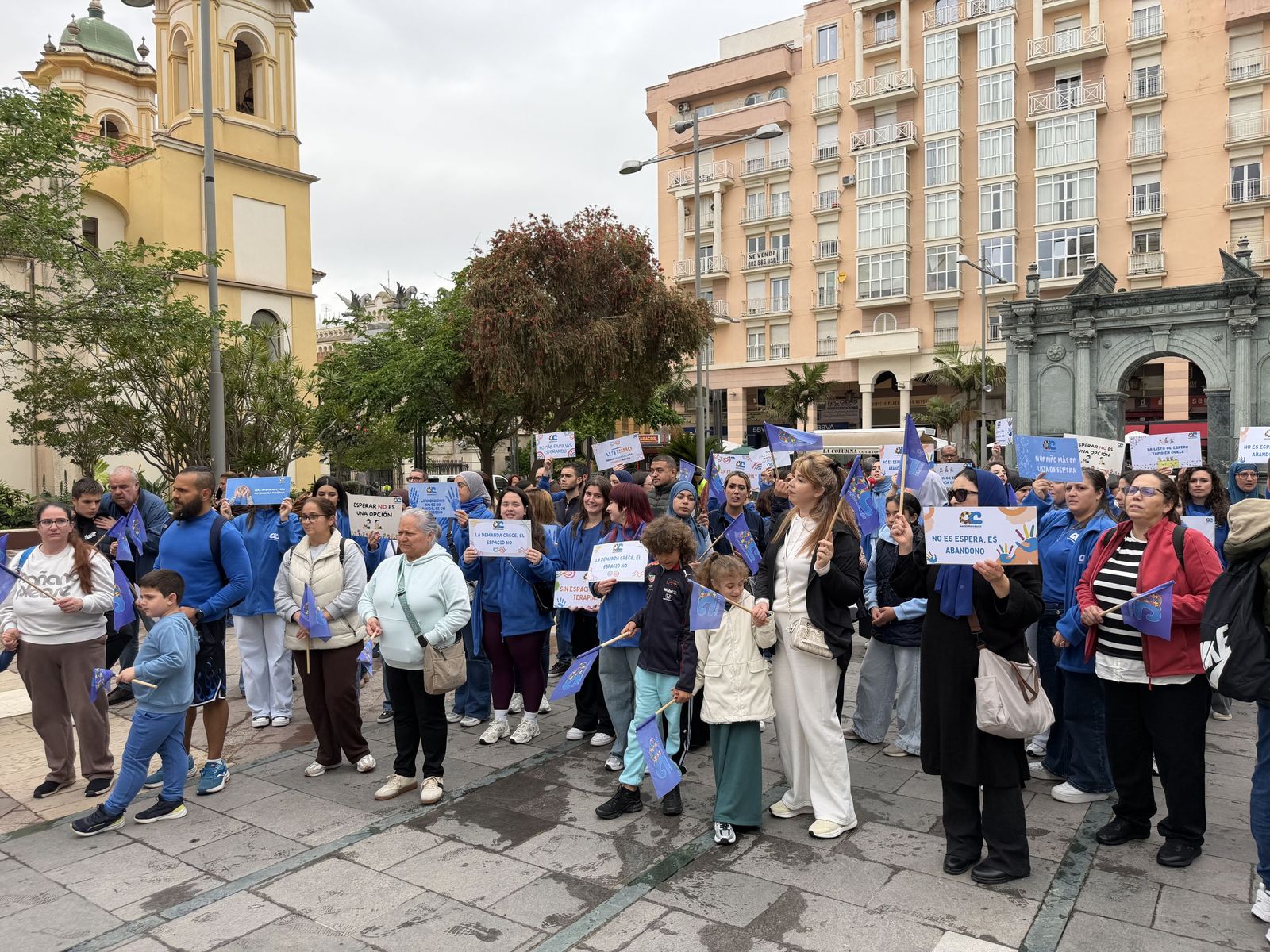 Ceuta se moviliza por el autismo en una marcha solidaria que reclama inclusión real