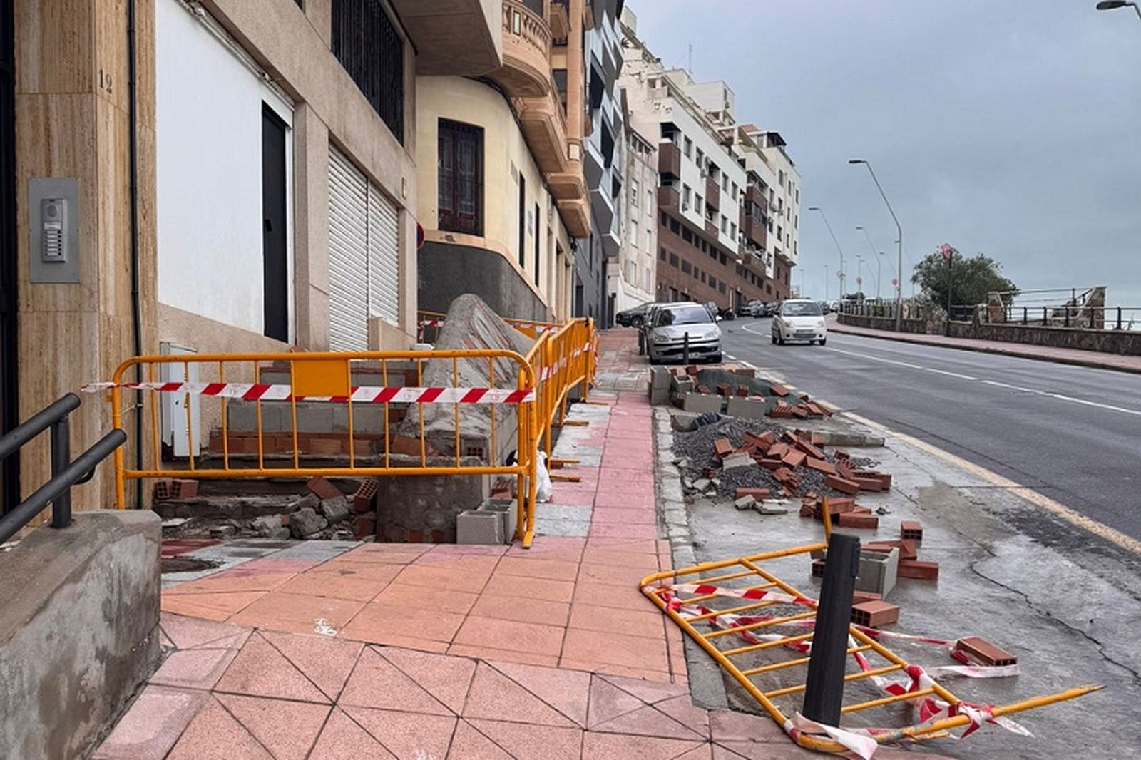 Imagen de la obra que denuncian los vecinos de la subida de Recintor Sur