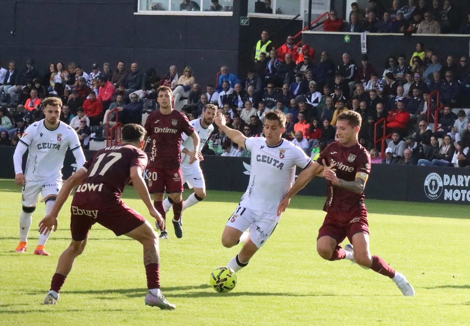 FOTOGALERÍA | El intenso encuentro entre la AD Ceuta y el Leganés en el Alfonso Murube