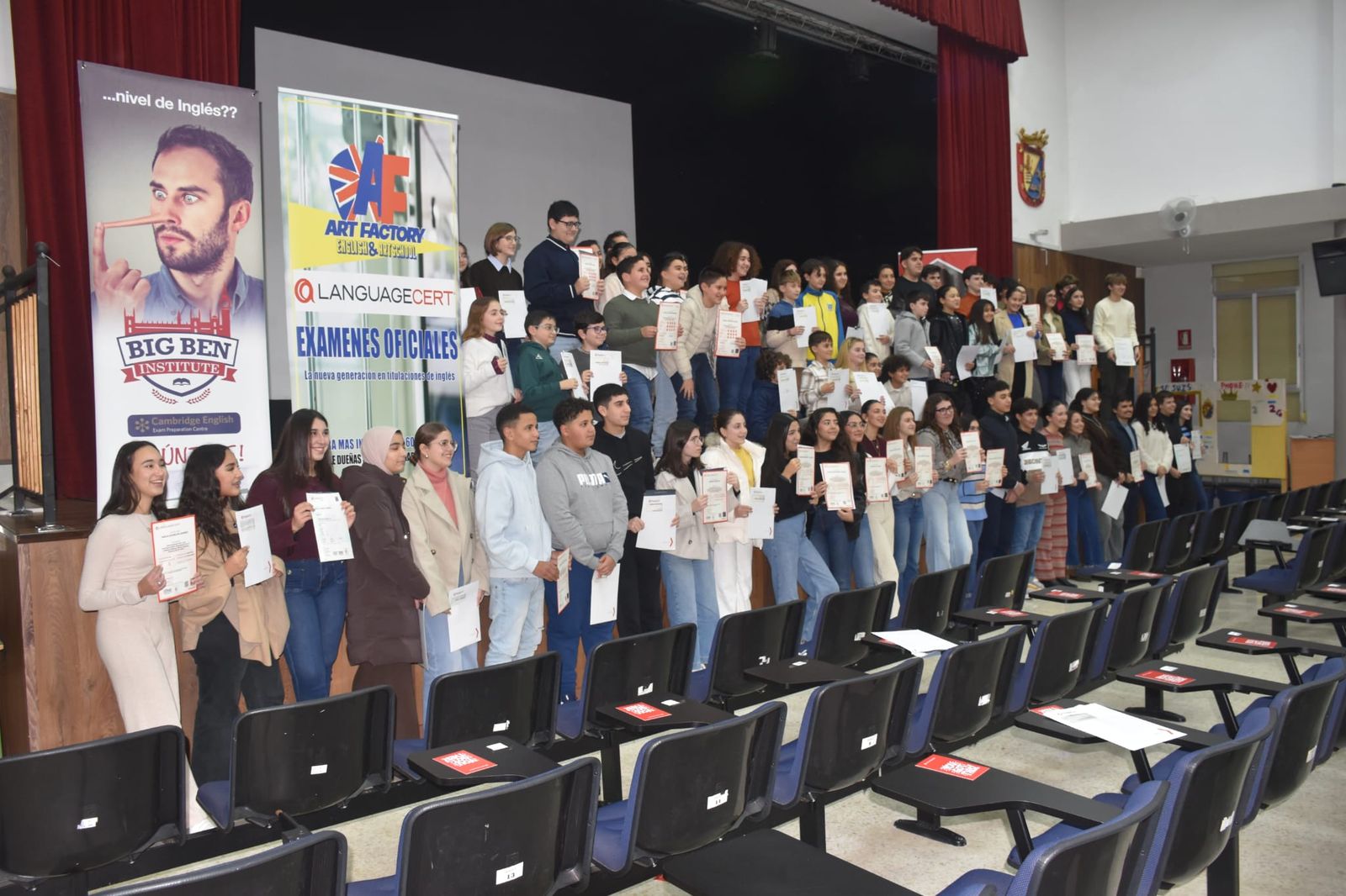 Las academias Art Factory y Big Ben entregan los certificados de inglés a su alumnado