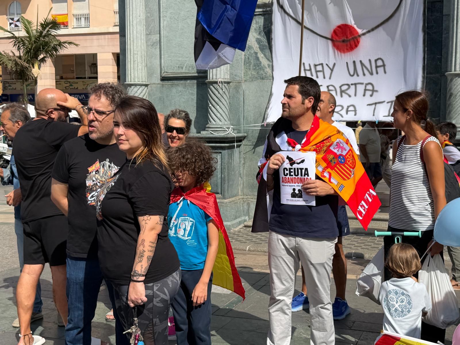 Ceuta vuelve a salir a la calle para reclamar seguridad y la recuperación de la normalidad