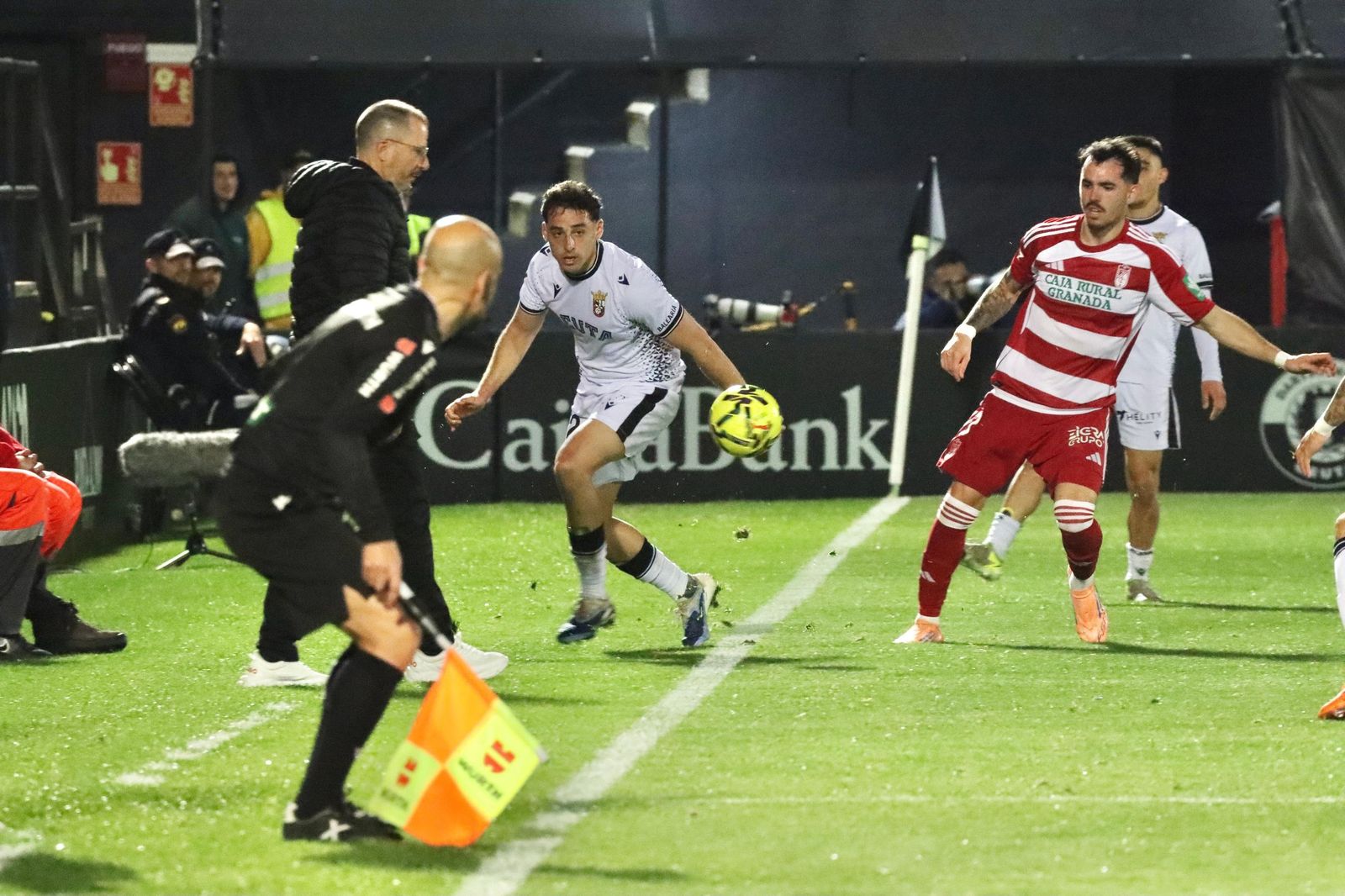 AD Ceuta – Granada CF: las mejores imágenes del partido en LaLiga Hypermotion