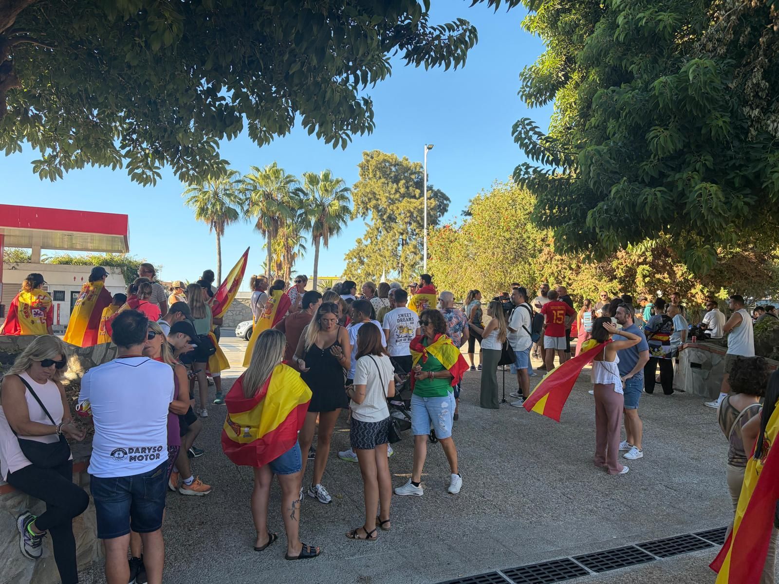 La ‘sentada pacífica’: una nueva manifestación hasta la frontera y en contra la violencia