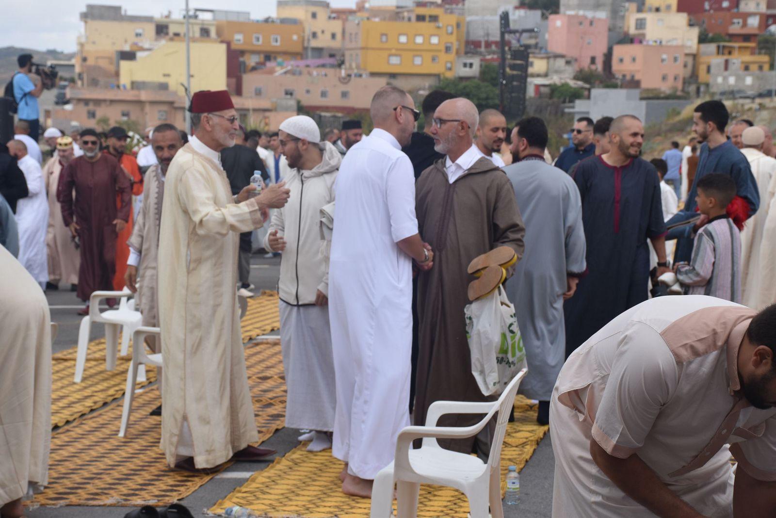 Devoción y respeto en otro rezo multitudinario en Ceuta