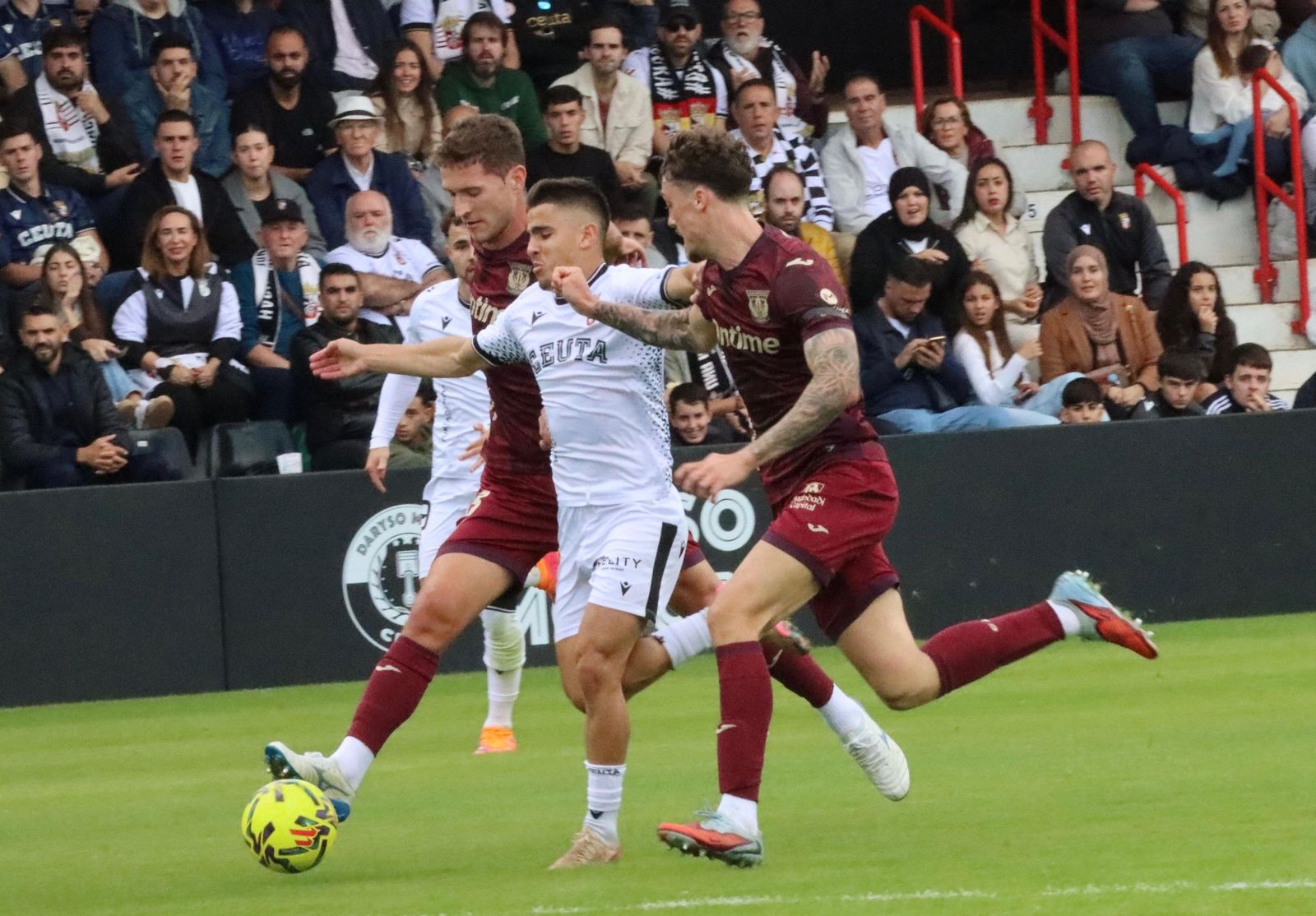 FOTOGALERÍA | El intenso encuentro entre la AD Ceuta y el Leganés en el Alfonso Murube