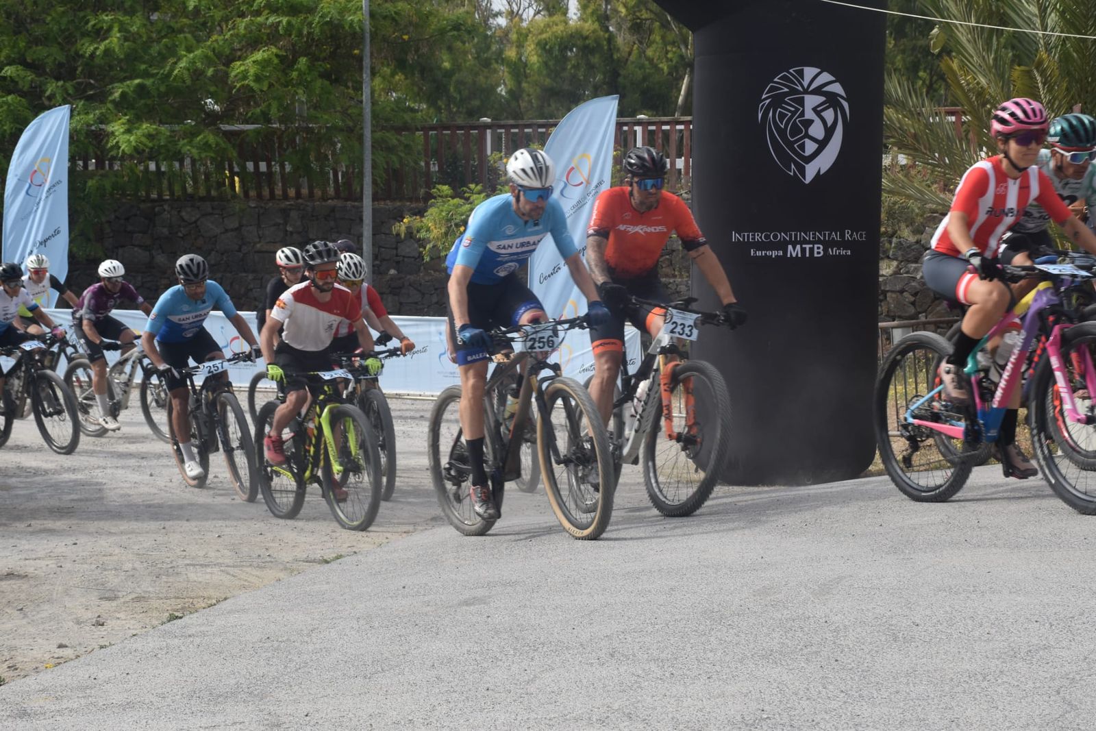 Participantes en la Intercontinental Race